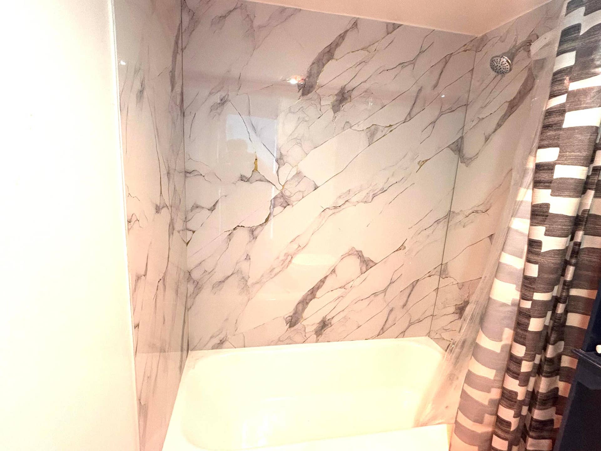 500 BAYVIEW Drive, #925, Sunny Isles Beach, FL 33160 IMG_3333