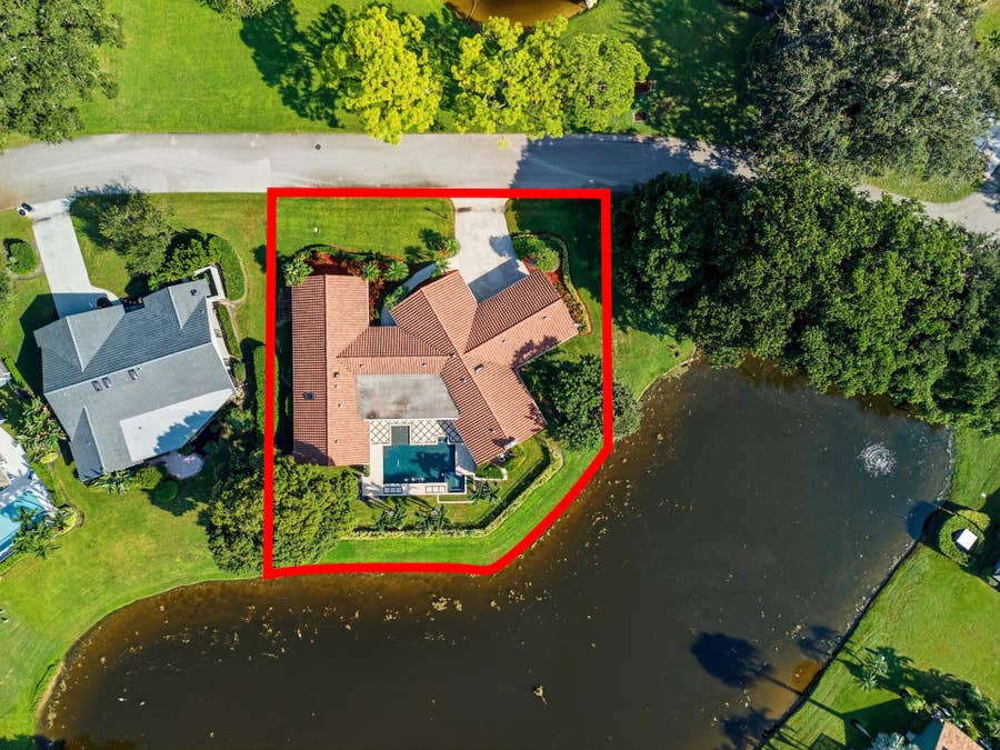Property photo for 1013 SHADY LAKES Circle, Palm Beach Gardens, FL