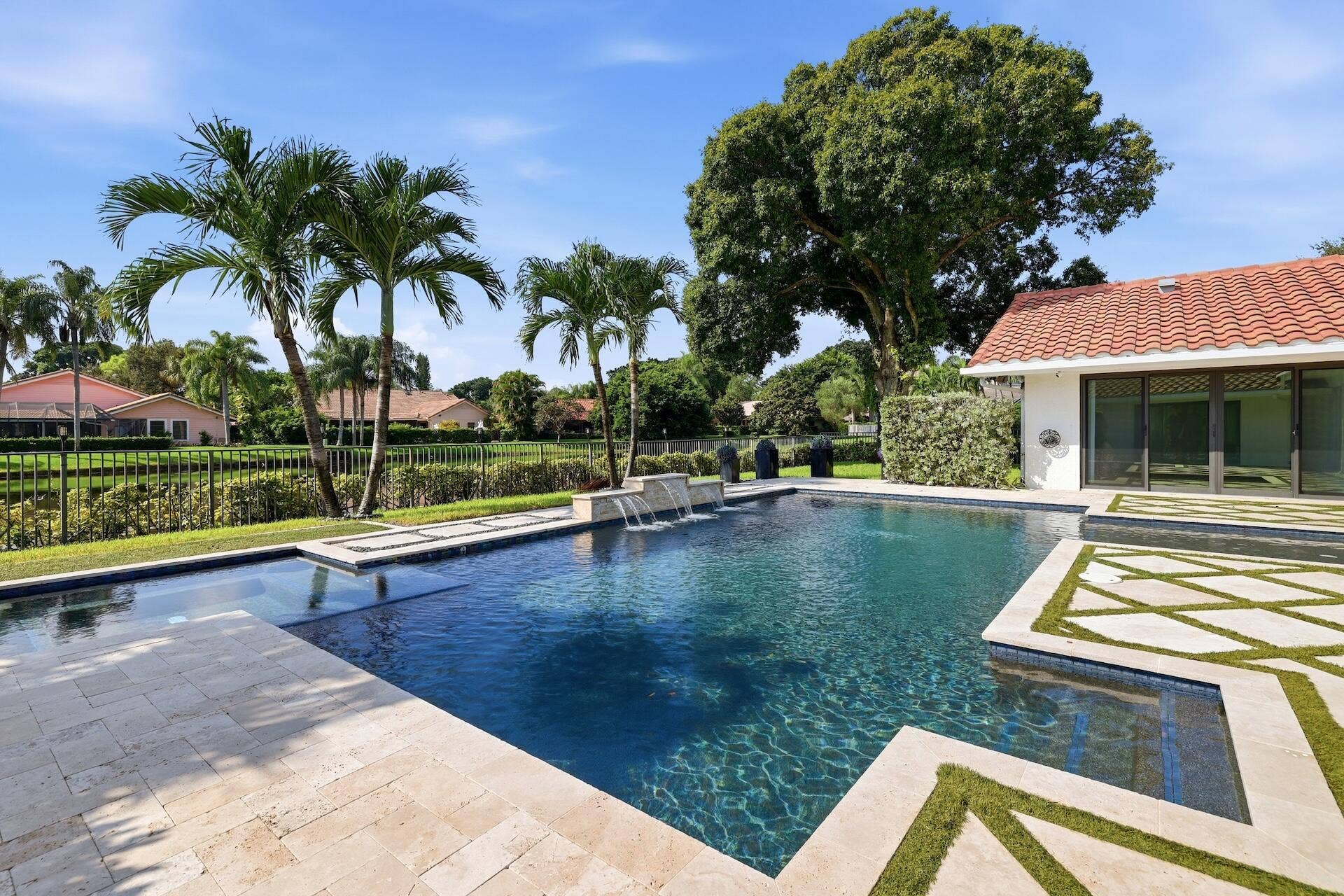 1013 SHADY LAKES Circle, Palm Beach Gardens, FL 33418 Pool