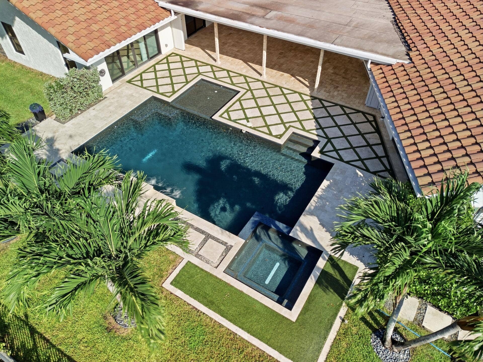 1013 SHADY LAKES Circle, Palm Beach Gardens, FL 33418 Aerial Pool