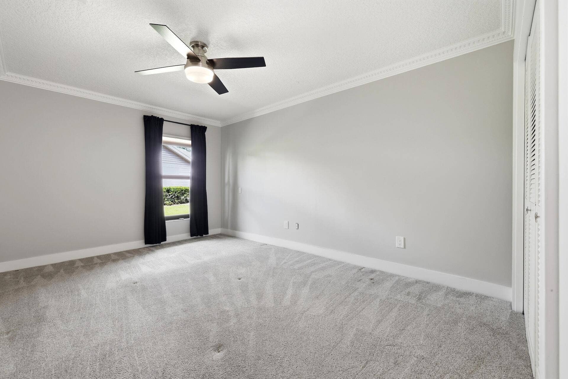 1013 SHADY LAKES Circle, Palm Beach Gardens, FL 33418 Bedroom