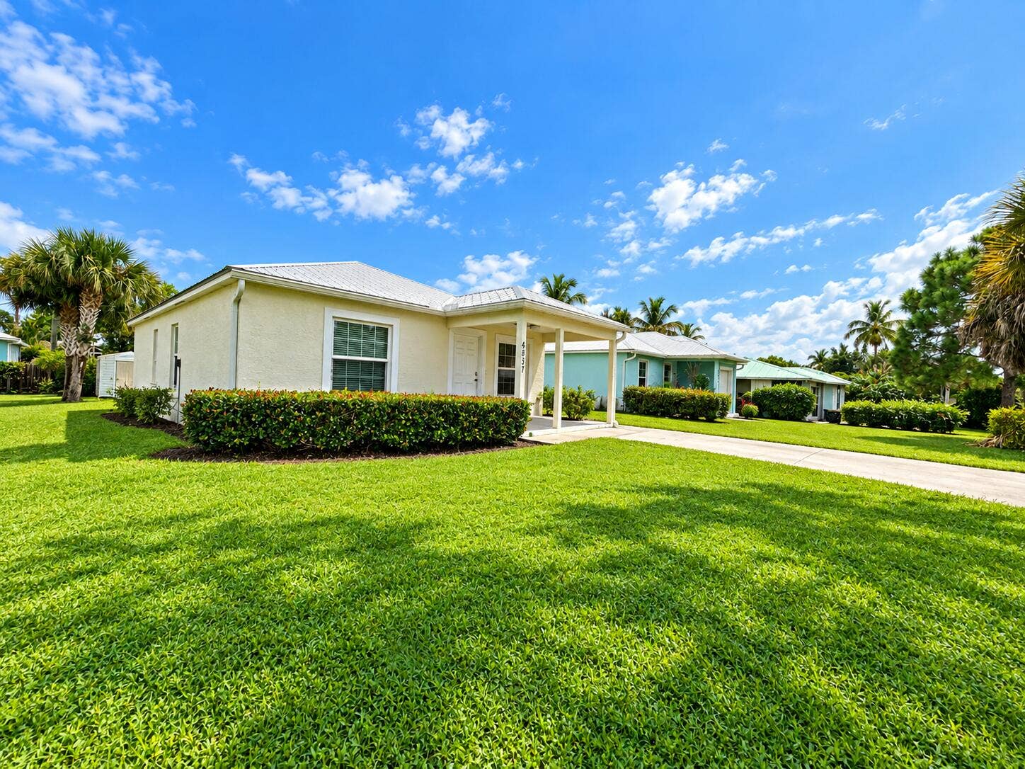 4837 SE ISABELITA Avenue, Stuart, FL 34997 Front Left View