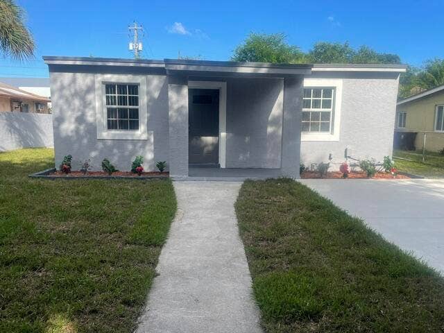 Fort Lauderdale, FL 33311 536 NW 21st Ave Front