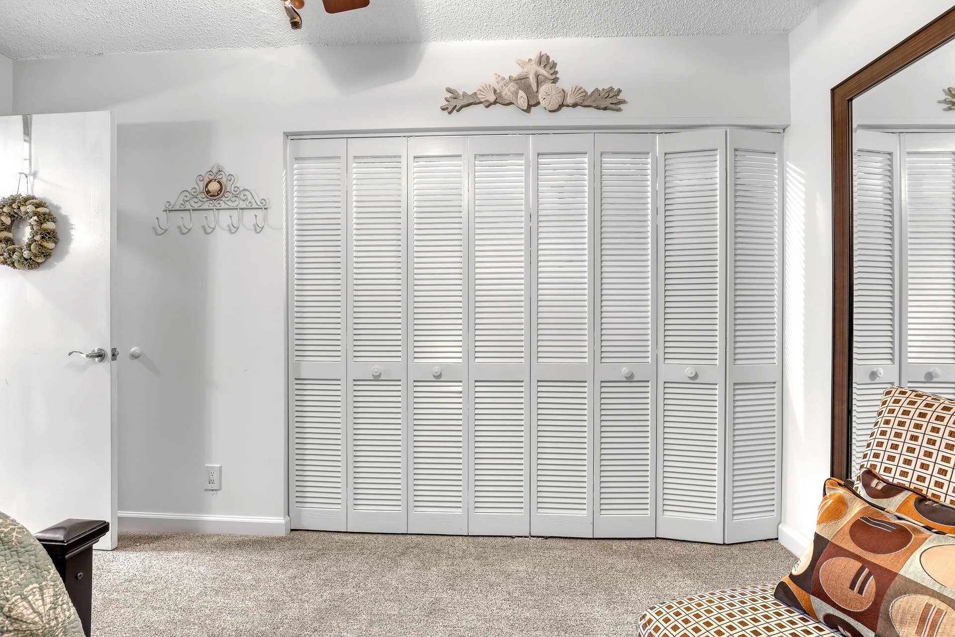 1100 Surf Road, #215, Singer Island, FL 33404 Guest room closet