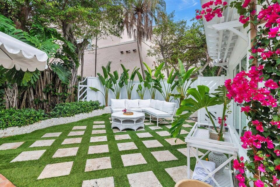 156 PERUVIAN Avenue, Palm Beach, Palm Beach, FL 33480 20231211004512195341000000-o