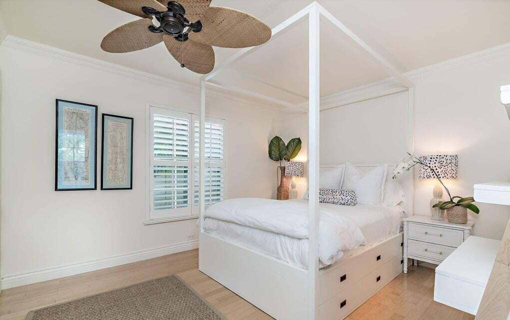 156 PERUVIAN Avenue, Palm Beach, Palm Beach, FL 33480 20231208125128466434000000-o