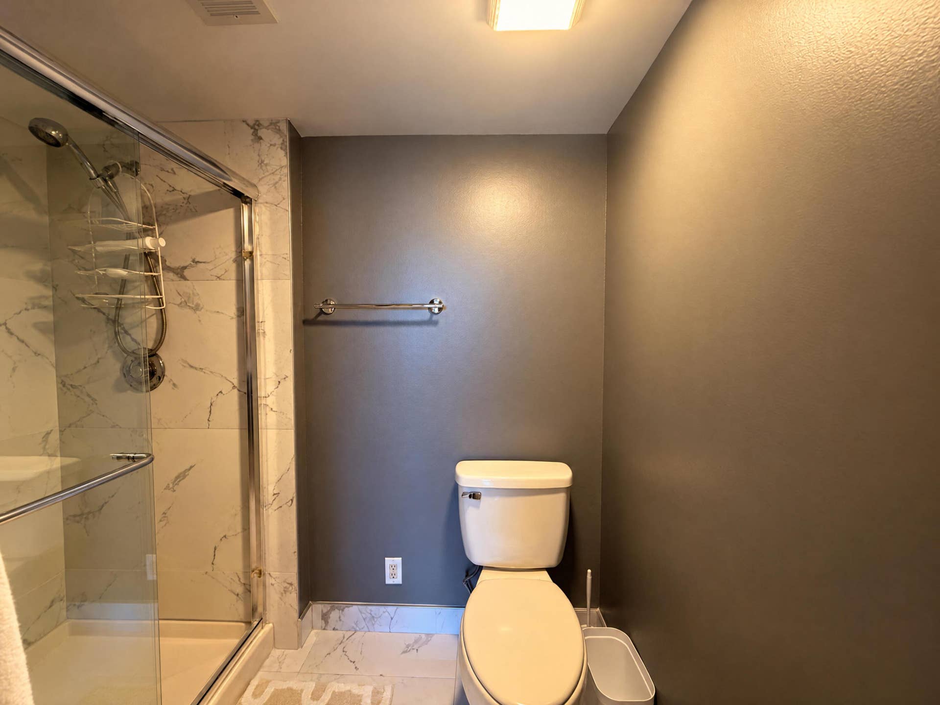 6133 BALBOA, #405, Boca Raton, FL 33433 20-WhatsApp Image 2026-10-08 at 1.49.35