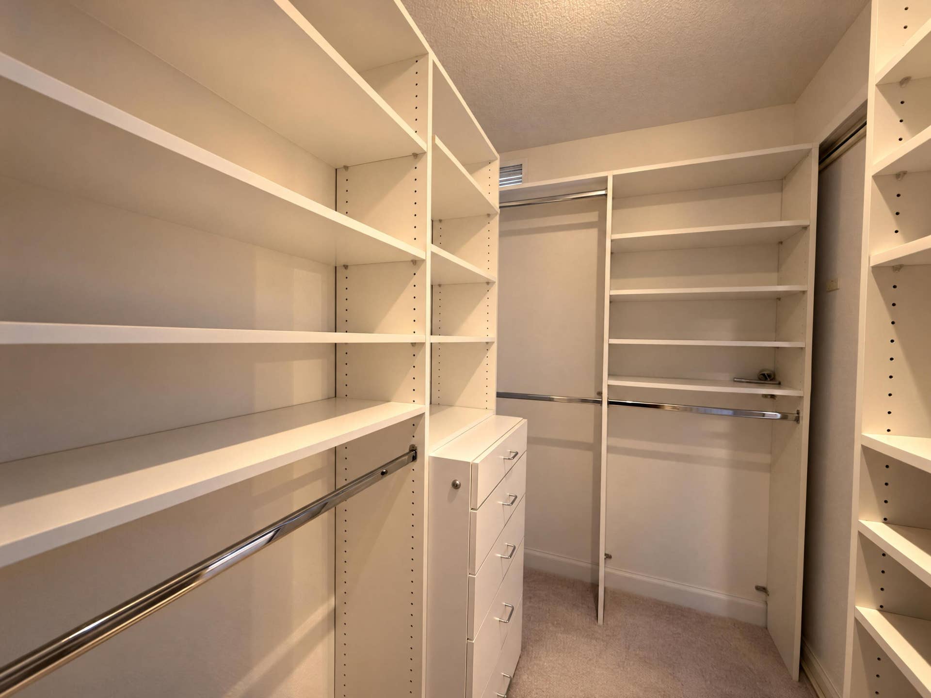 6133 BALBOA, #405, Boca Raton, FL 33433 22-WhatsApp Image 2026-10-08 at 1.49.38