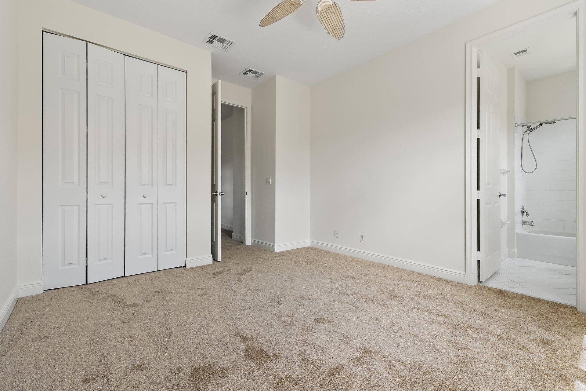 163 APALACHEE Lane, Jupiter, FL 33458 039-163ApalacheeLane-Jupiter-FL-33458-SM
