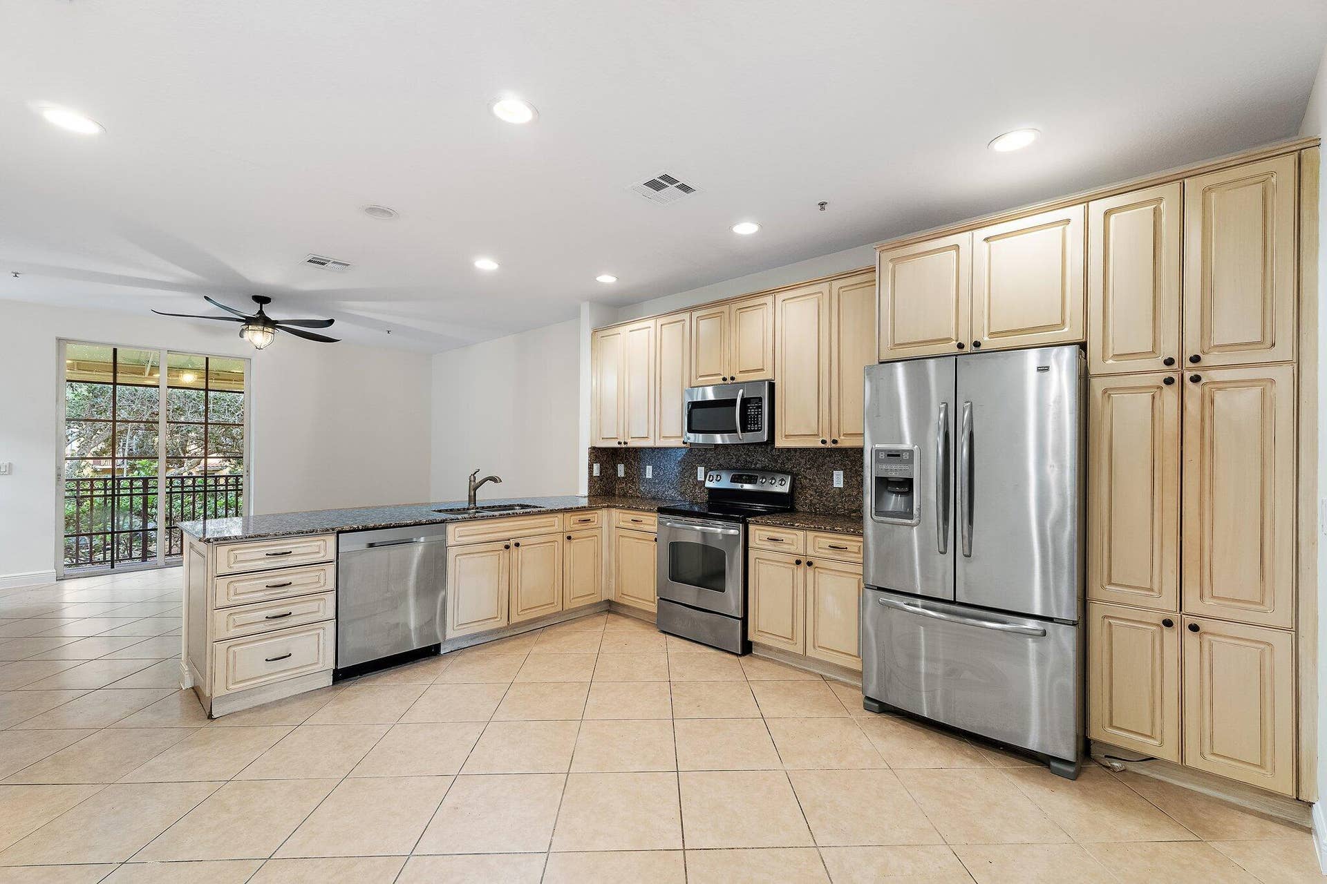 163 APALACHEE Lane, Jupiter, FL 33458 020-163ApalacheeLane-Jupiter-FL-33458-SM