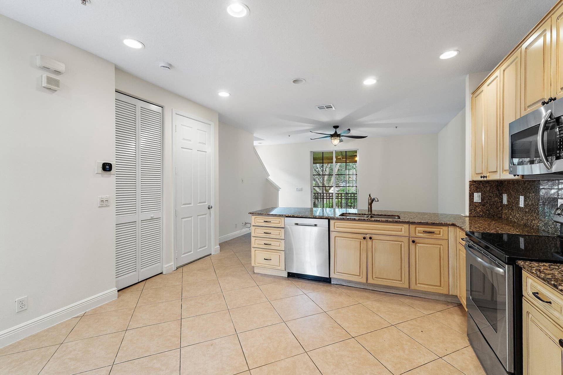 163 APALACHEE Lane, Jupiter, FL 33458 022-163ApalacheeLane-Jupiter-FL-33458-SM
