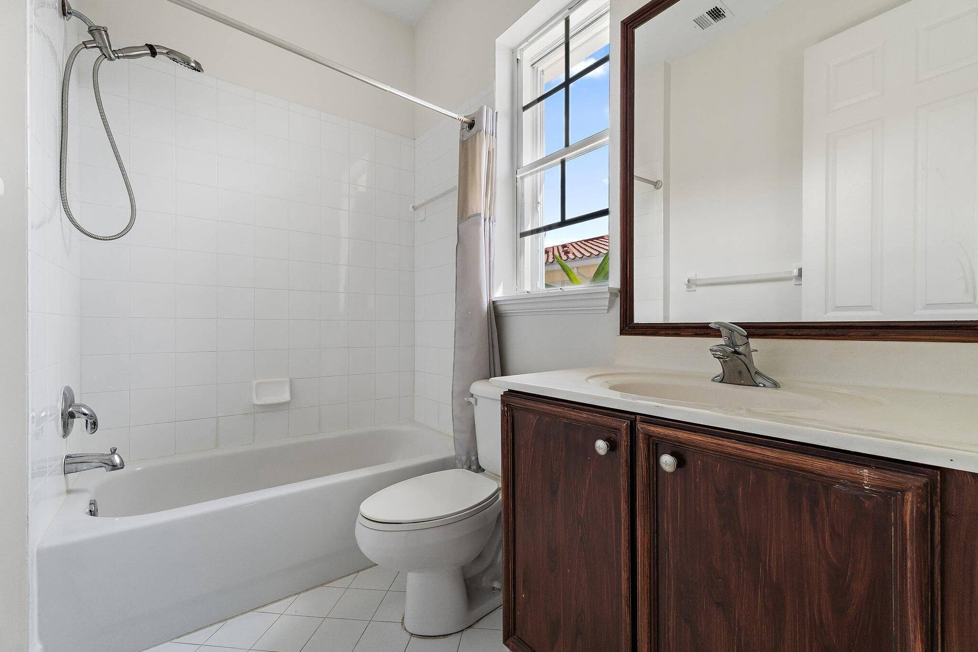 163 APALACHEE Lane, Jupiter, FL 33458 040-163ApalacheeLane-Jupiter-FL-33458-SM