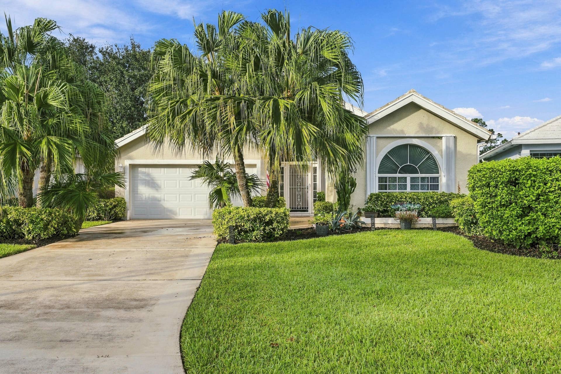 442 SW Fairway Vista, Port St Lucie, FL 34986 Exrerior