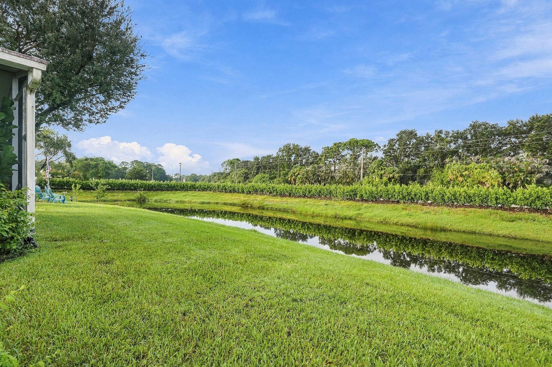 442 SW Fairway Vista, Port St Lucie, FL 34986 Yard