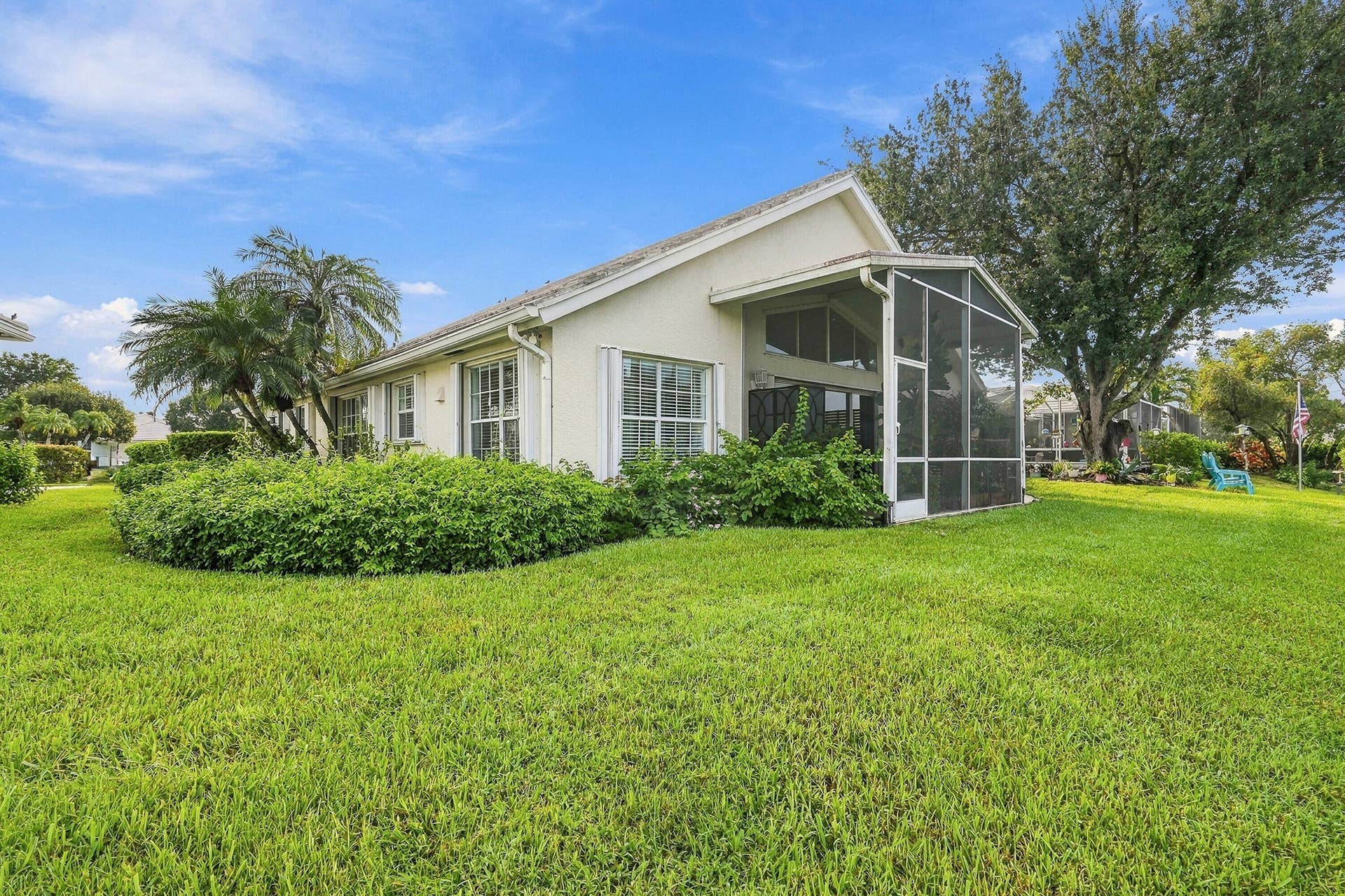 442 SW Fairway Vista, Port St Lucie, FL 34986 Yard