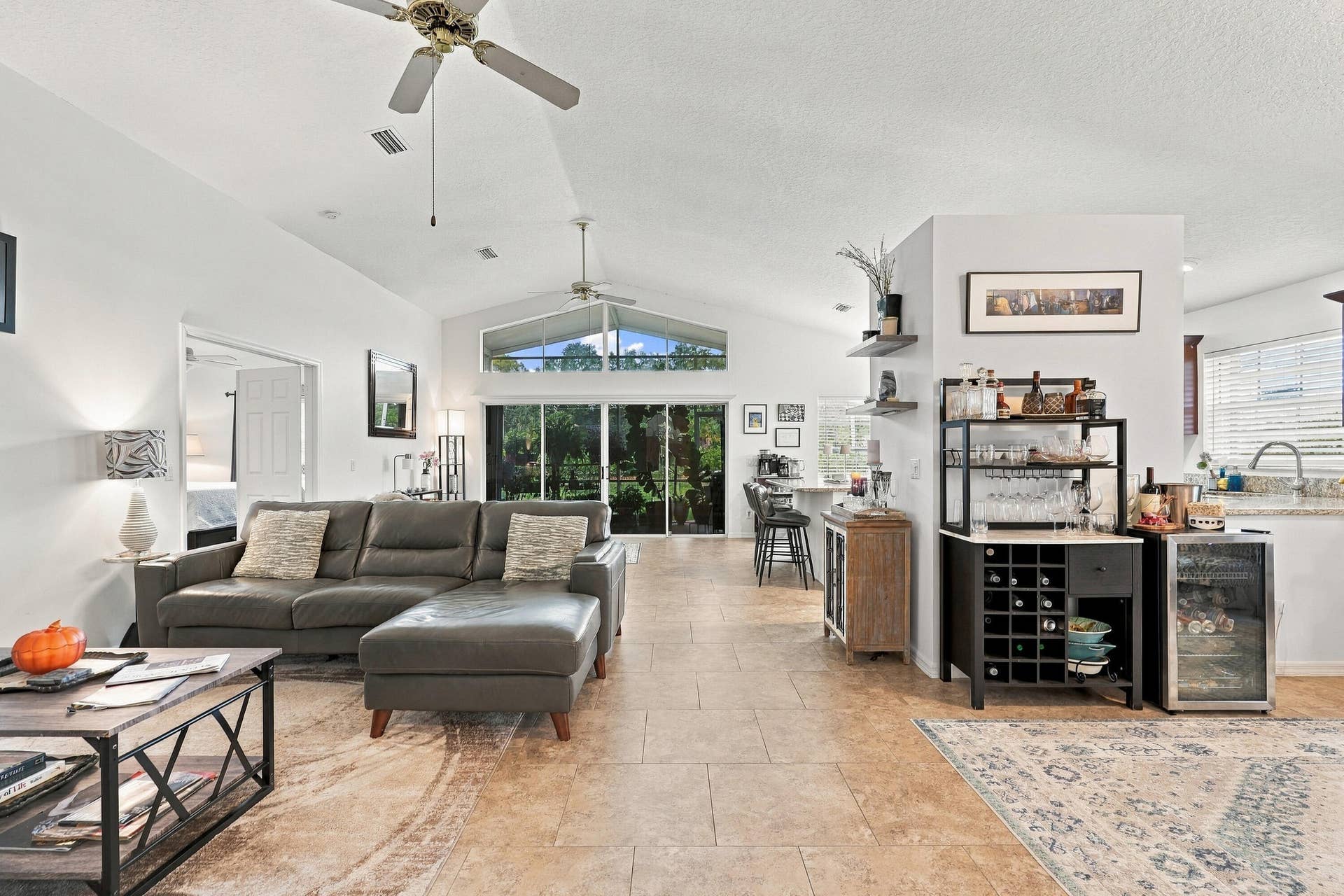 442 SW Fairway Vista, Port St Lucie, FL 34986 Living