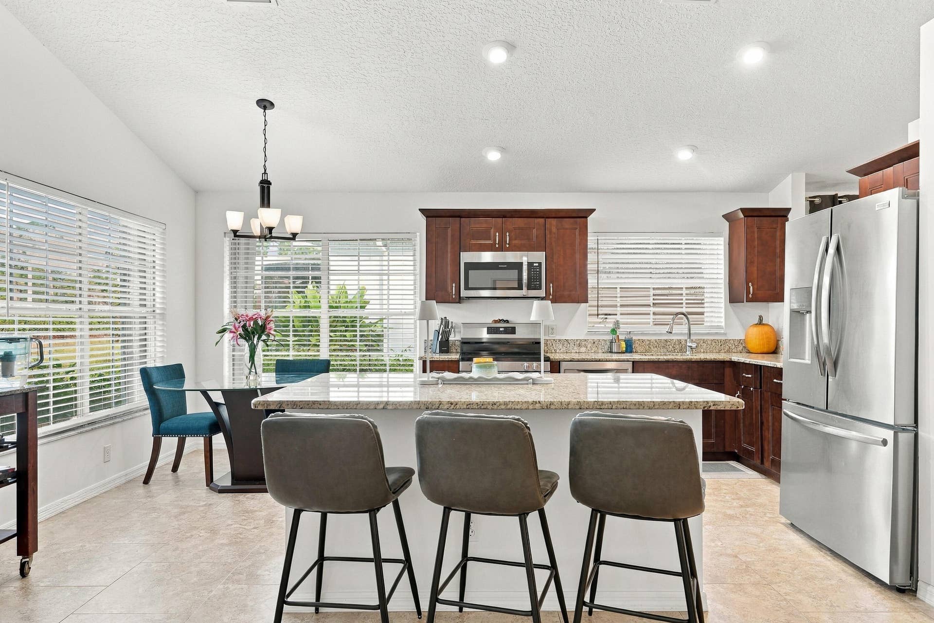 442 SW Fairway Vista, Port St Lucie, FL 34986 Kitchen