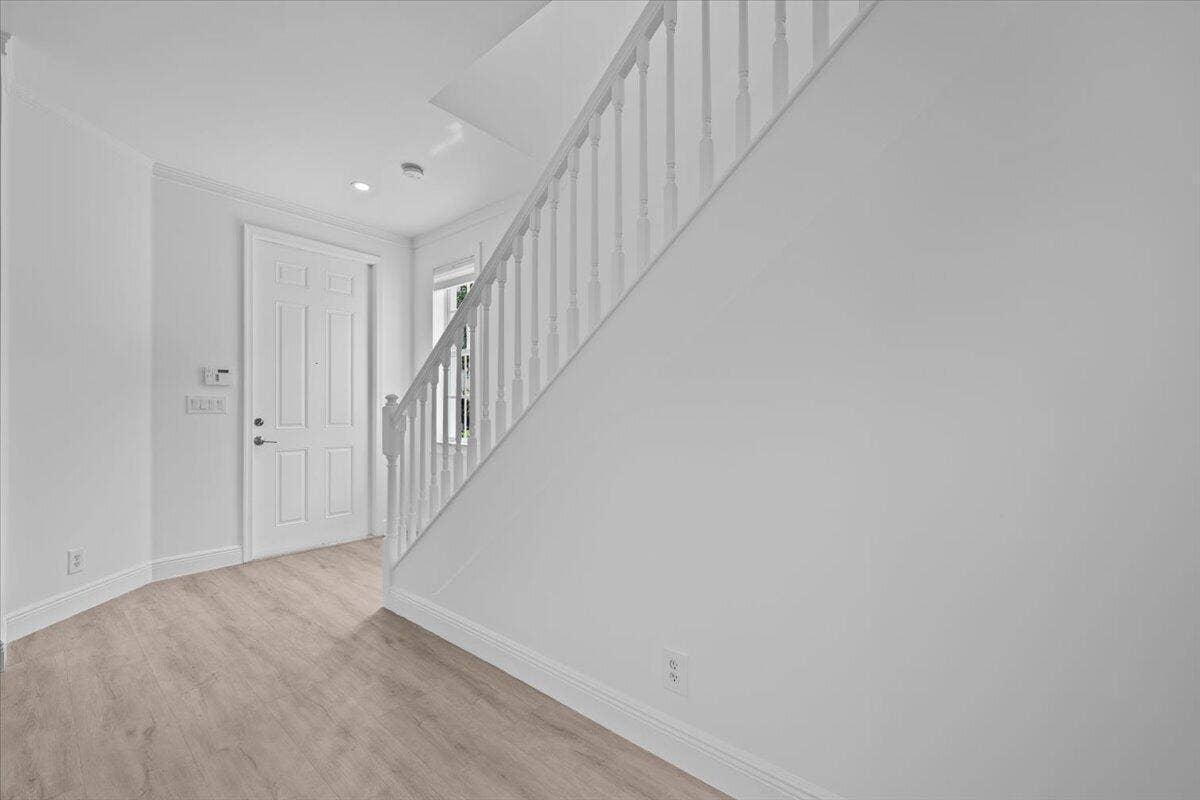 651 Castle Drive, Palm Beach Gardens, FL 33410 Foyer Entrance