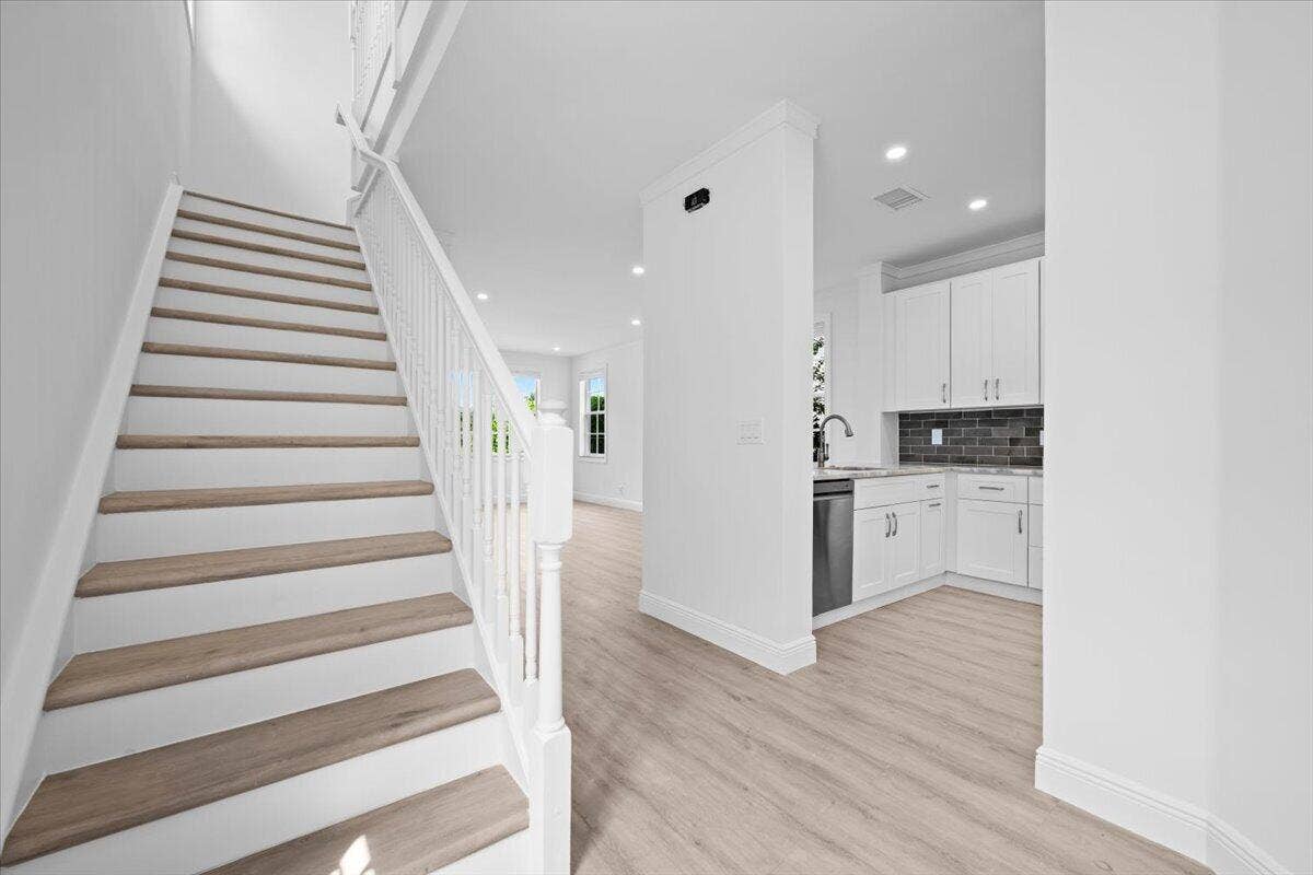 651 Castle Drive, Palm Beach Gardens, FL 33410 Staircase to Bedroom Area