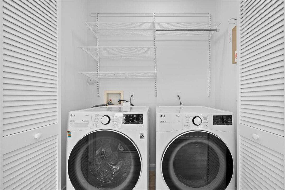 651 Castle Drive, Palm Beach Gardens, FL 33410 Laundry Closet