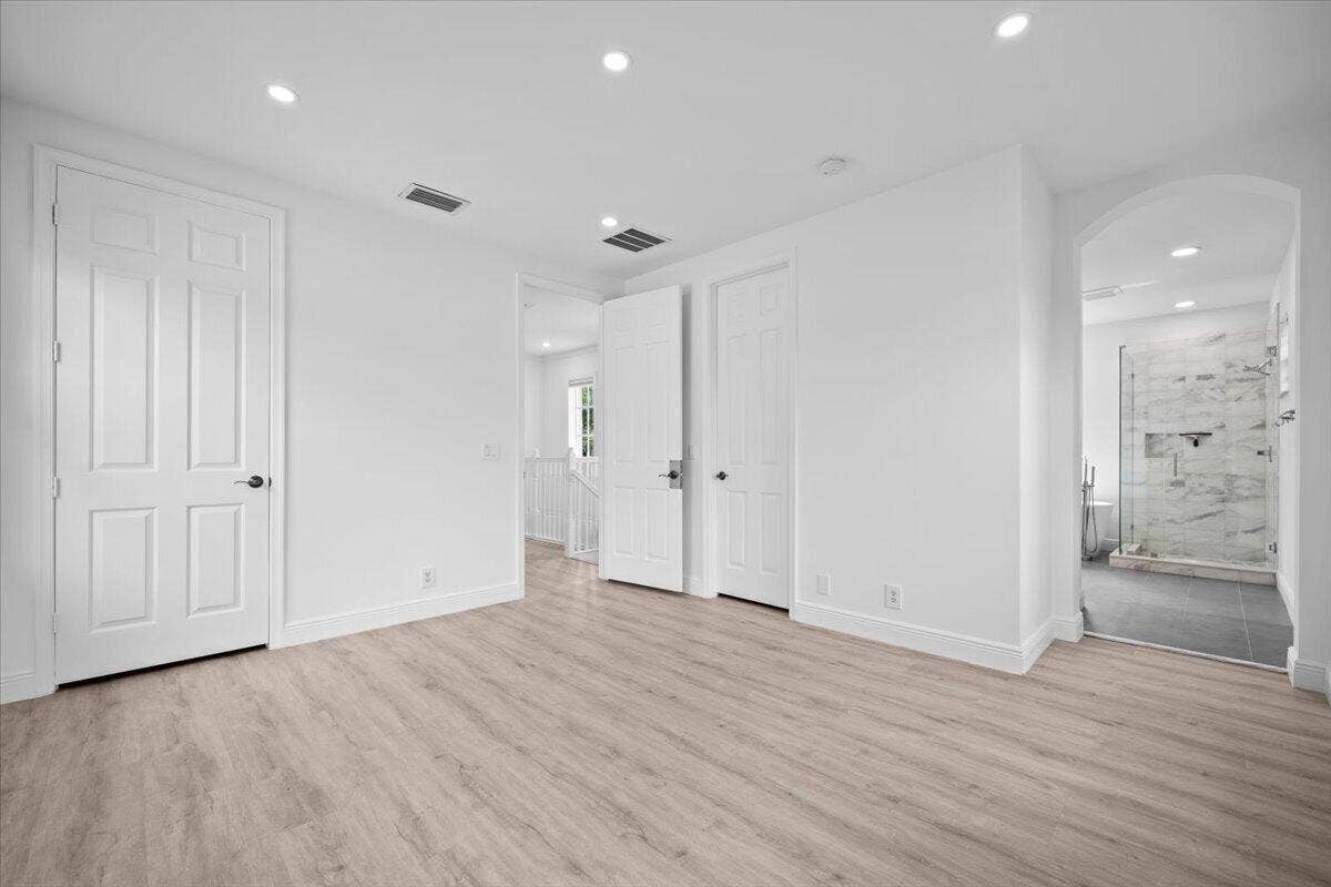 651 Castle Drive, Palm Beach Gardens, FL 33410 Owner's Suite