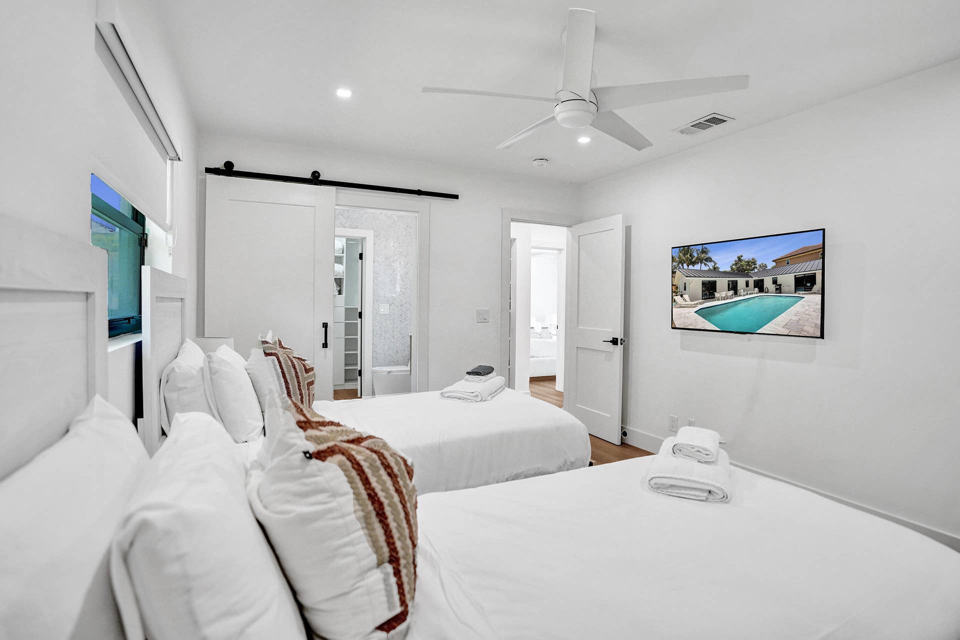933 Banyan Drive, Delray Beach, FL 33483 DSC05512