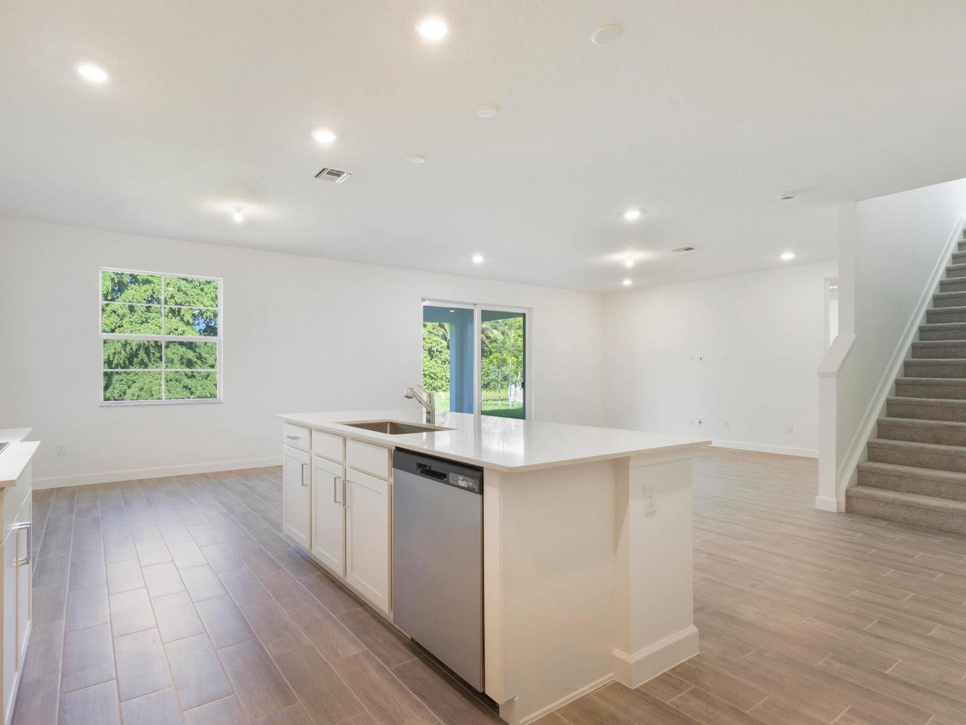 6765 COBIA Circle, Boynton Beach, Boynton Beach, FL 33437 Kitchen Island