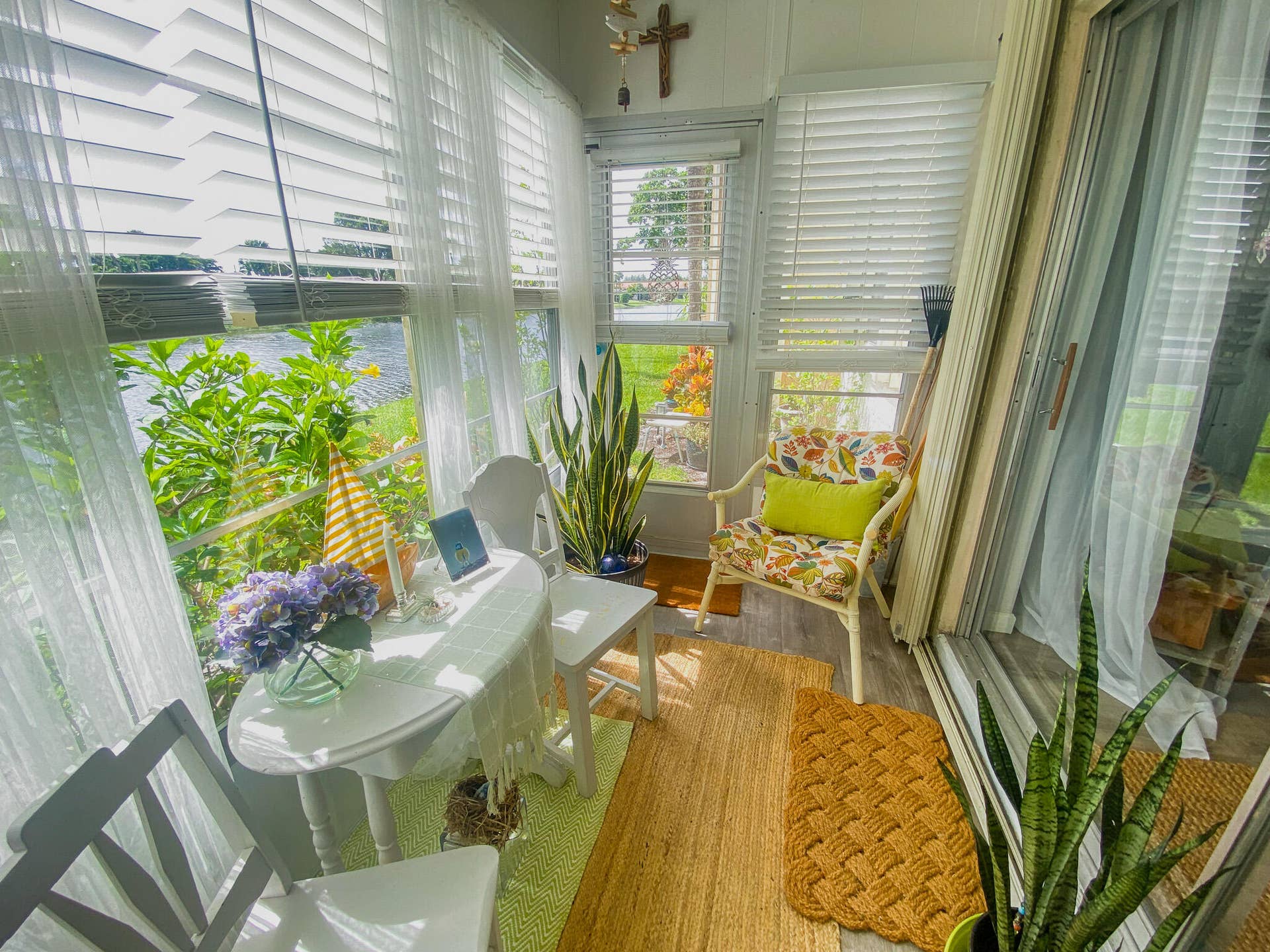 108 Lake Evelyn Drive-5-2