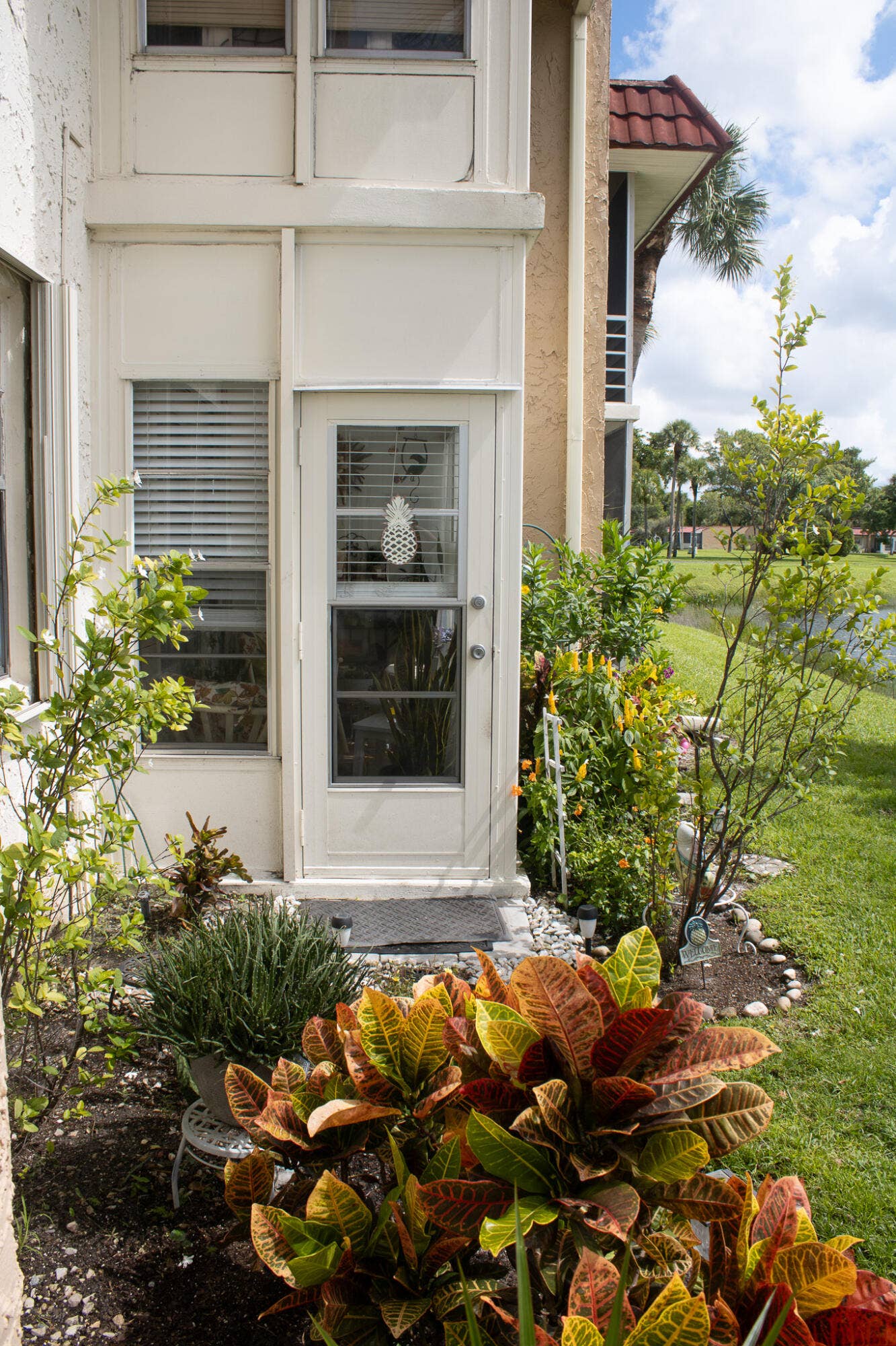 108 Lake Evelyn Drive-17-2