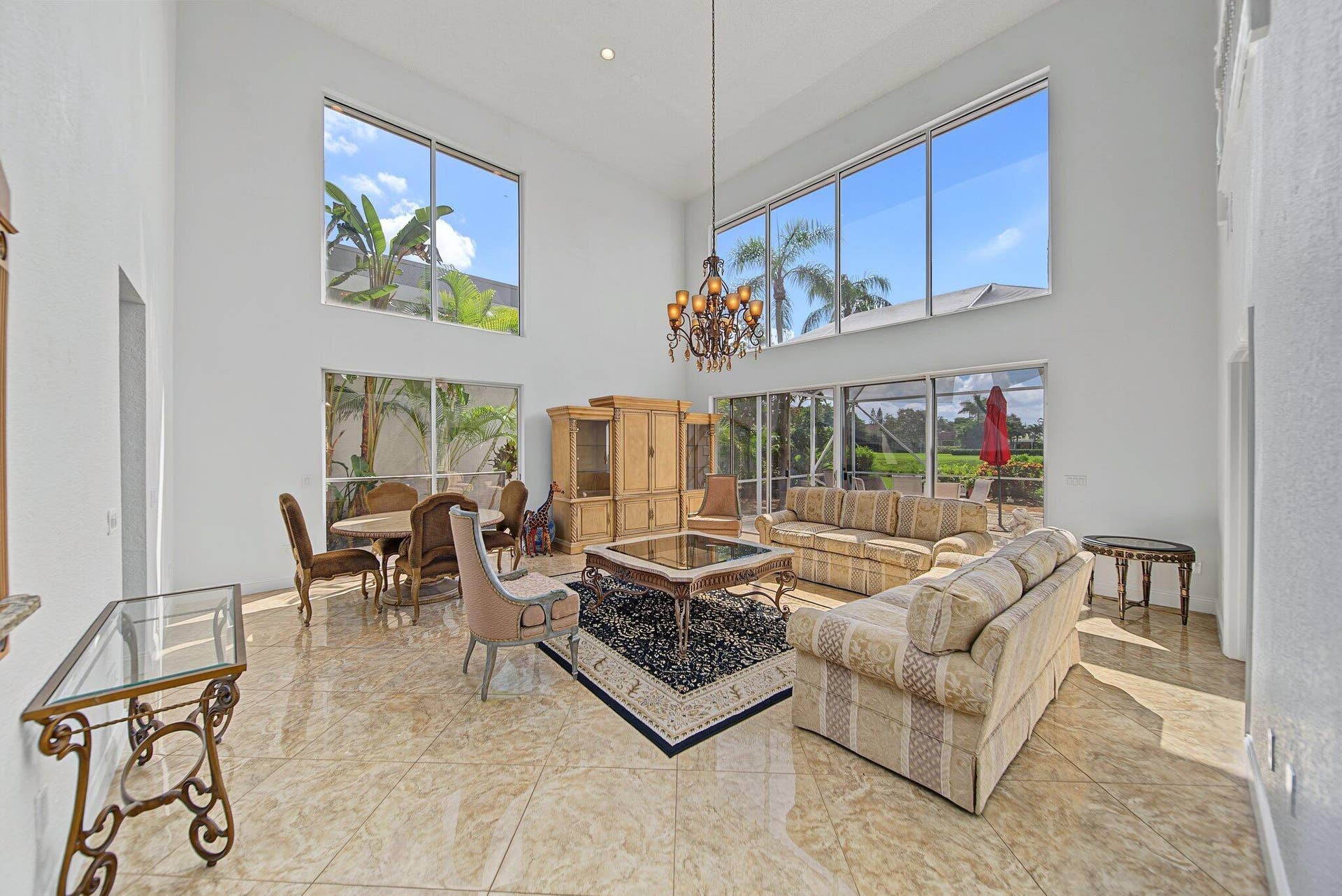 7756 Travelers Tree Drive, Boca Raton, FL 33433 Volume ceilings