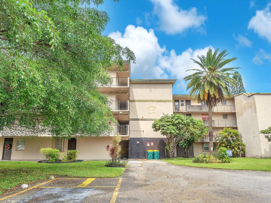 Property photo for 5275 NW 10TH Court, #401, Plantation, FL