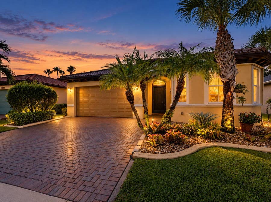 Property photo for 11907 SW Crestwood Circle, Port St Lucie, FL