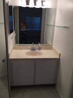 149 MOCCASIN Trail S, Jupiter, FL 33458 Moccasin Bathroom 2019