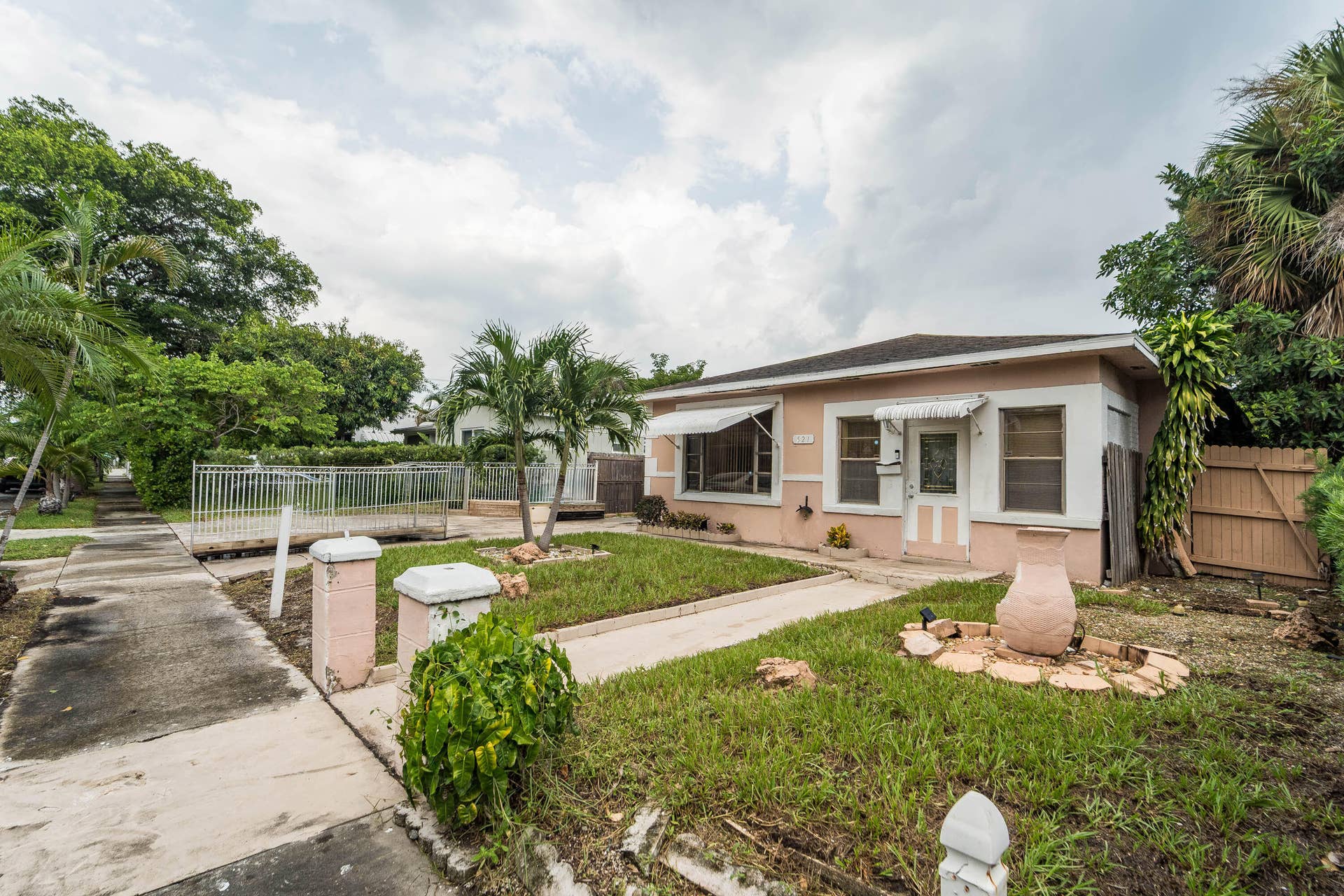 521 26TH Street, West Palm Beach, FL 33407 Another Front exterior angle