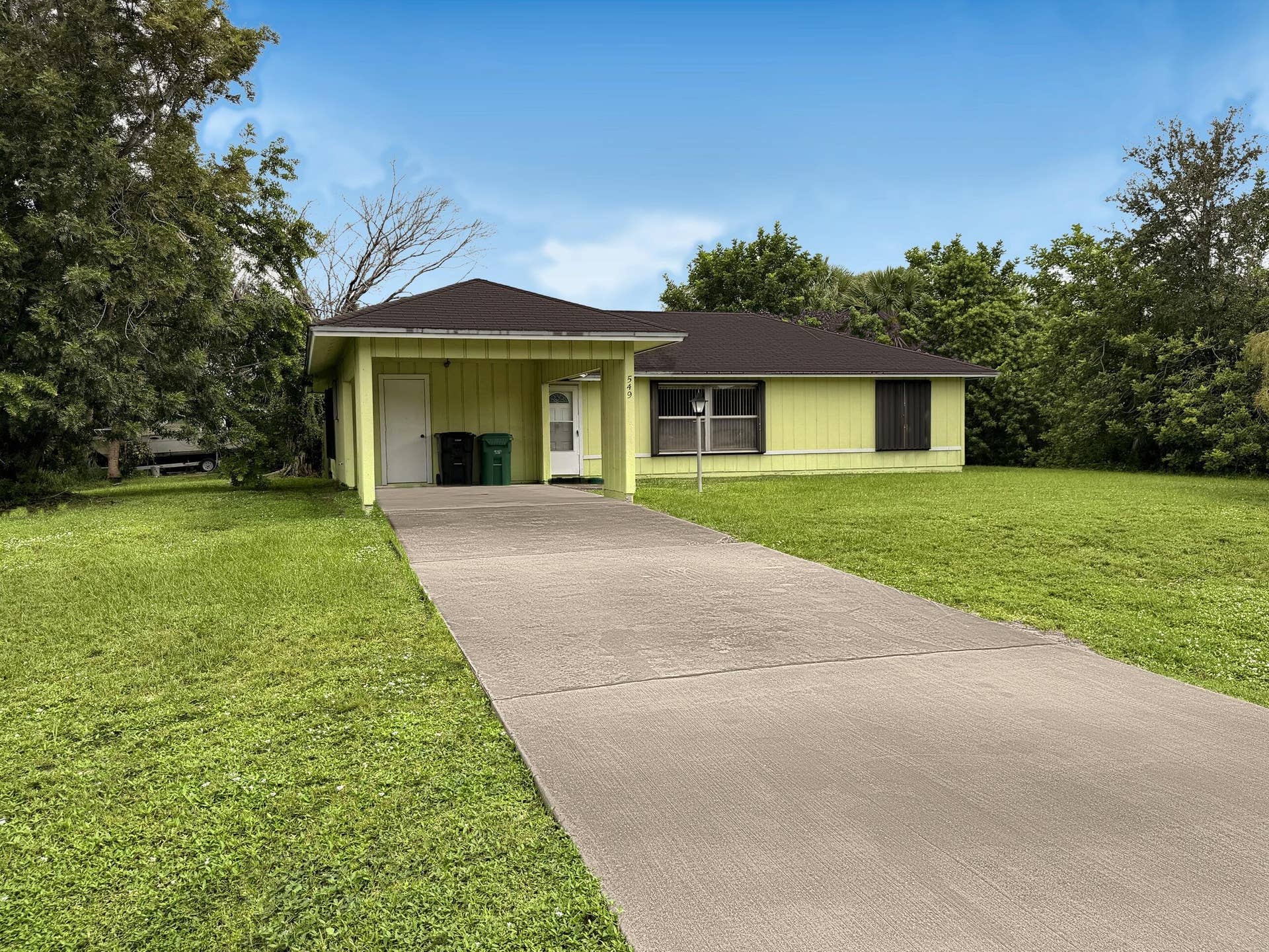 549 NW BAYSHORE Boulevard, Port St Lucie, FL 34983 Front