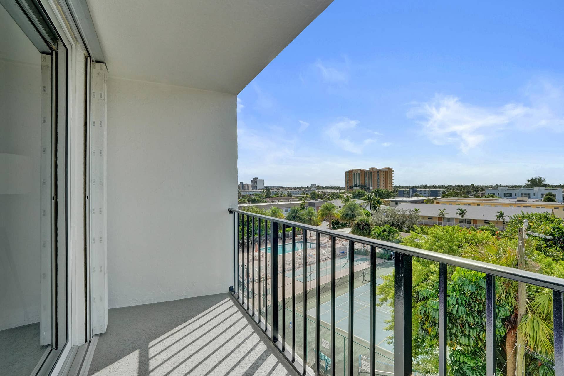 Private Balcony to enjoy beautiful sunsets.