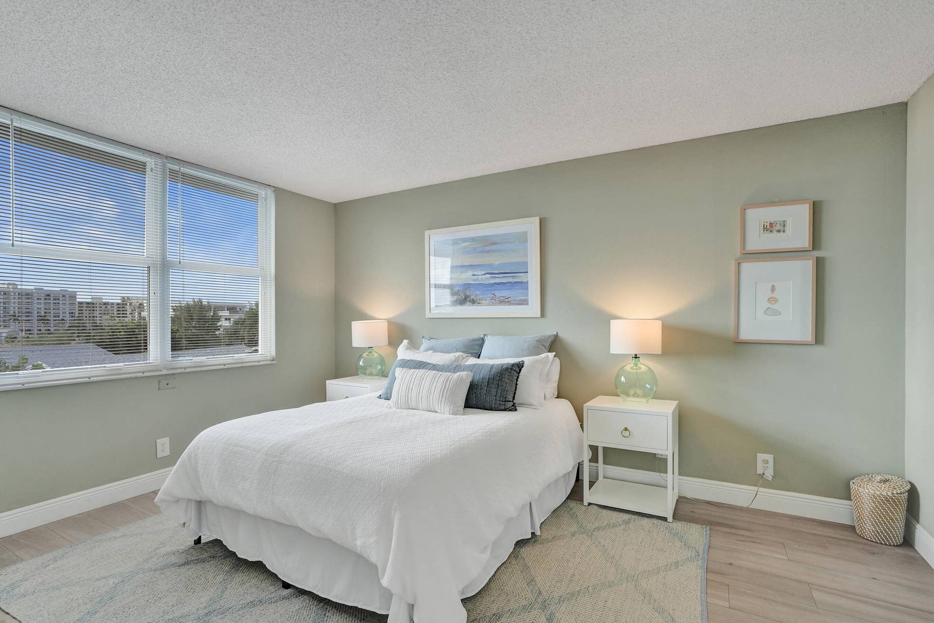 Bright spacious bedroom