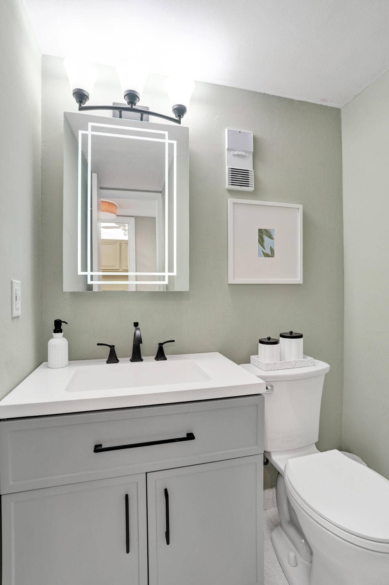 Convenient half bath /powder room
