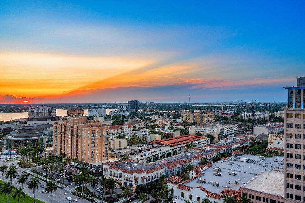 550 Okeechobee Boulevard, #1508, West Palm Beach, FL 33401 Northwestern Sunset