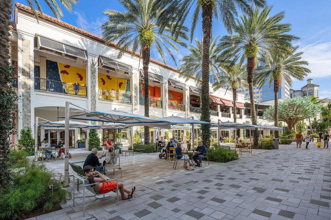 550 Okeechobee Boulevard, #1508, West Palm Beach, FL 33401 CityPlace, central shopping corridor