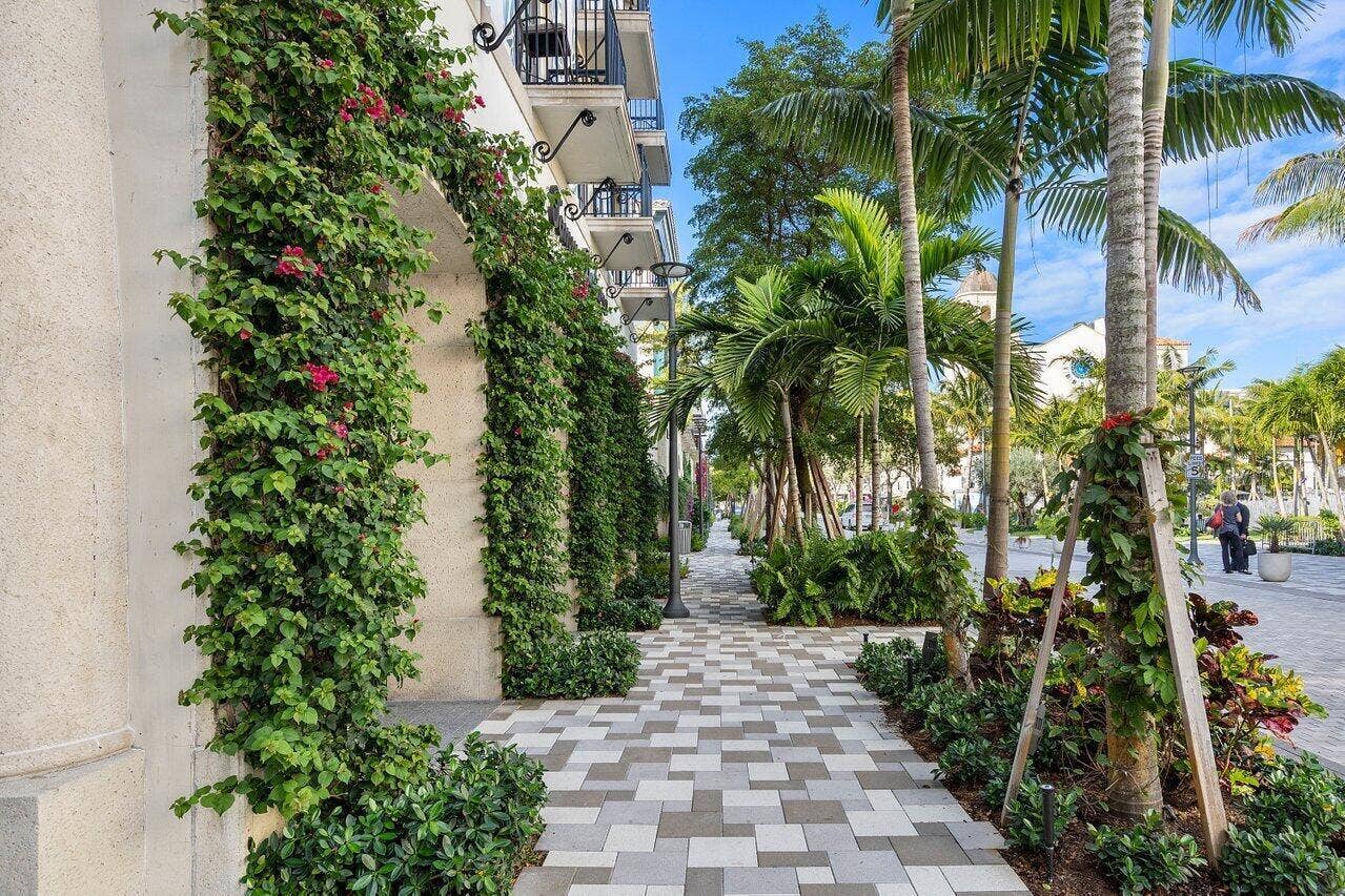 550 Okeechobee Boulevard, #1508, West Palm Beach, FL 33401 CityPlace, walking paths