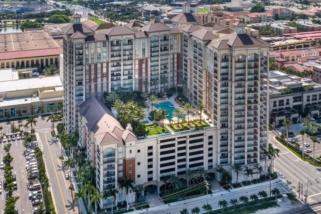 550 Okeechobee Boulevard, #1508, West Palm Beach, FL 33401 CityPlace South Tower Pool Deck