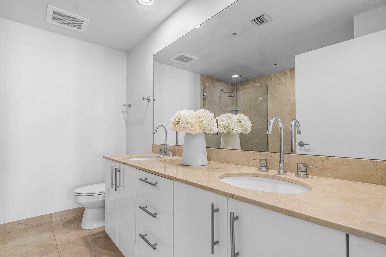 550 Okeechobee Boulevard, #1508, West Palm Beach, FL 33401 Primary Bathroom, Double Sink Vanity
