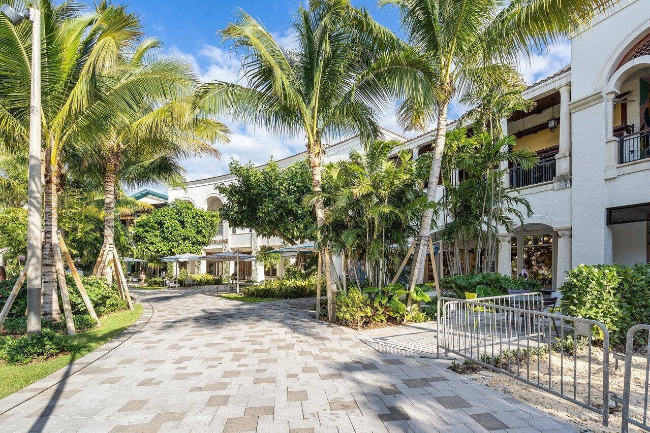 550 Okeechobee Boulevard, #1508, West Palm Beach, FL 33401 CityPlace, pavilion walking paths