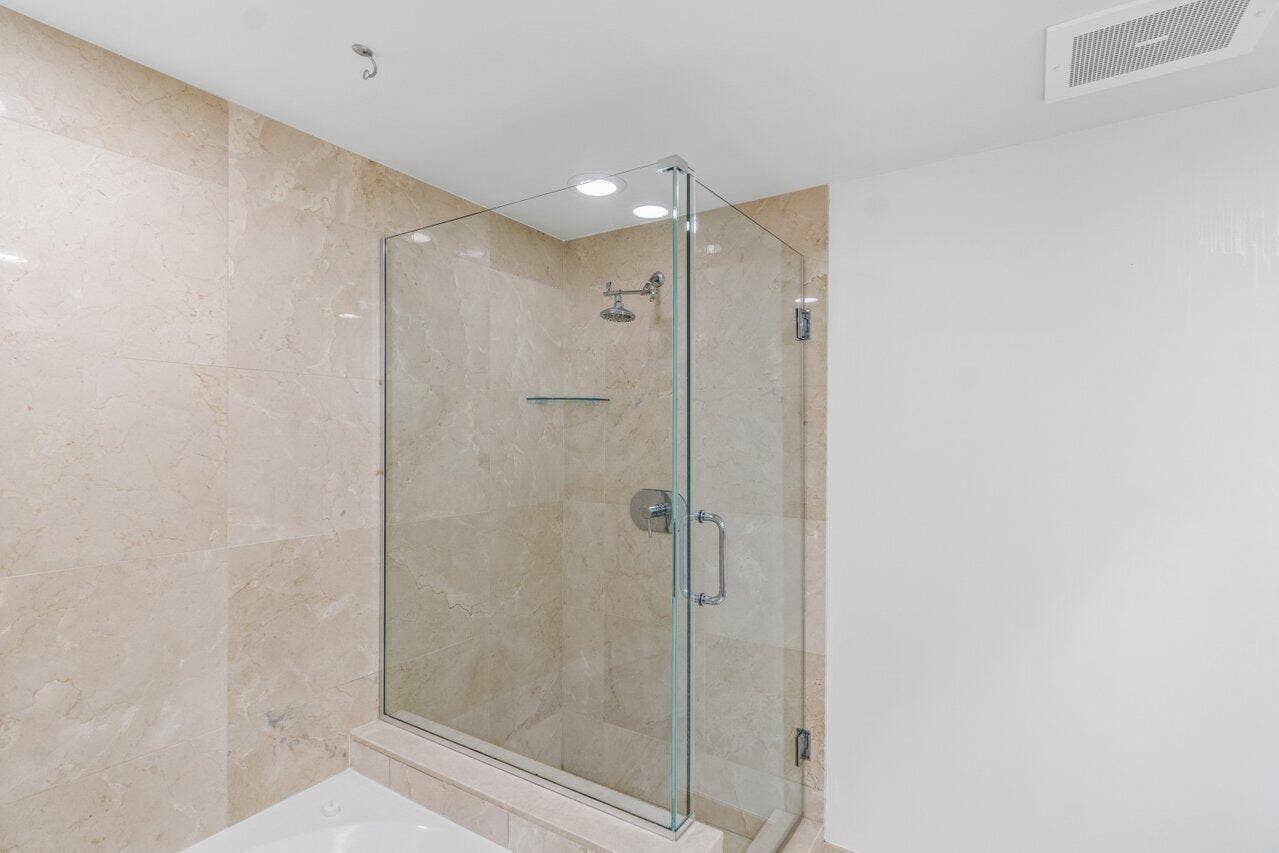 550 Okeechobee Boulevard, #1508, West Palm Beach, FL 33401 Primary Bath Walk-in Shower