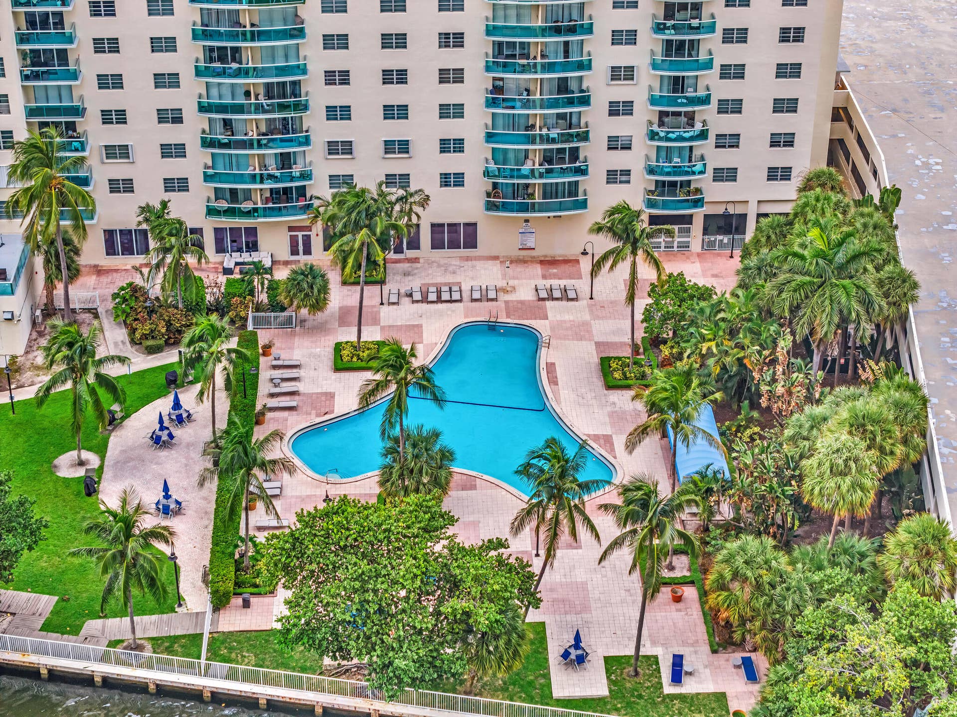 19390 COLLINS Avenue, #PH-6, Sunny Isles Beach, Sunny Isles Beach, FL 33160 DJI_20261007180300_0186_D