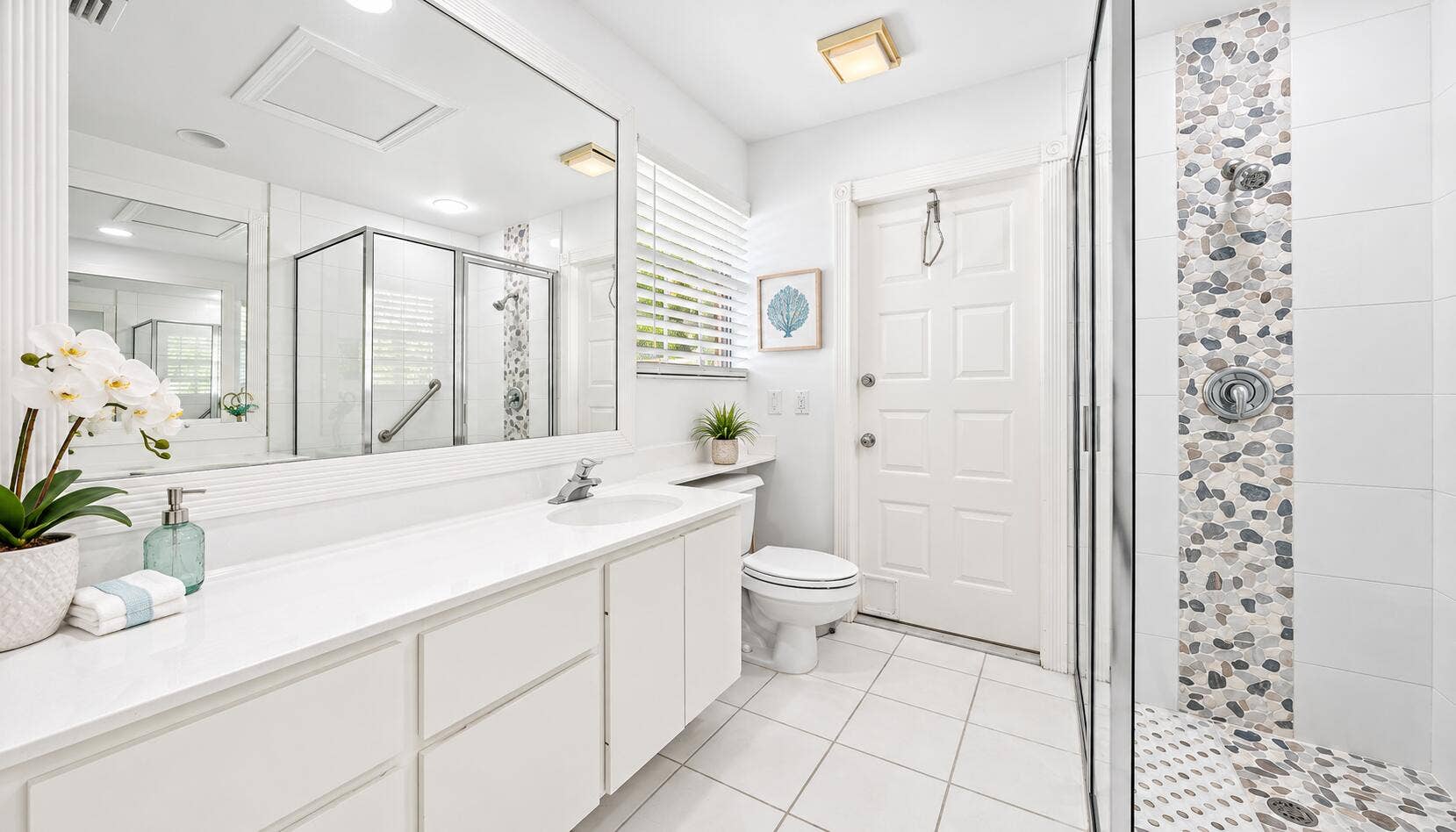 8282 Old Forest Road, Palm Beach Gardens, FL 33410 Main Ensuite