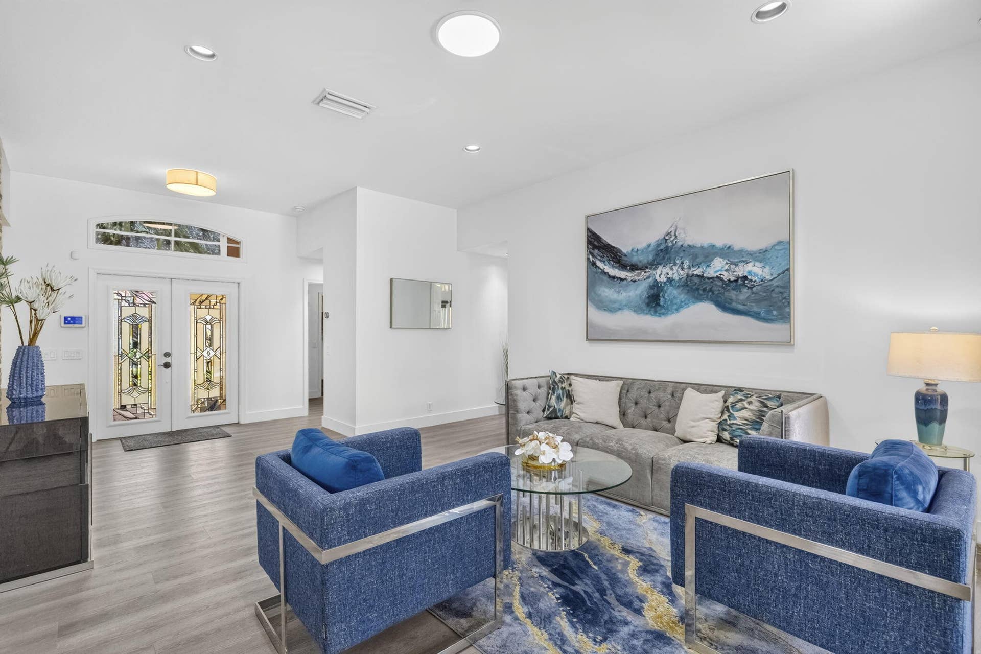 Freshly painted interior, flat finish ceilings.