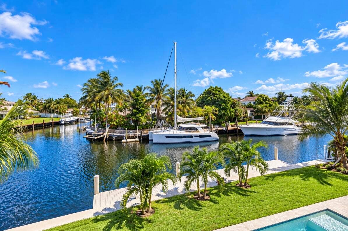 4730 NE 22ND Avenue, Lighthouse Point, FL 33064 Image 10-11-26 at 3.20AM