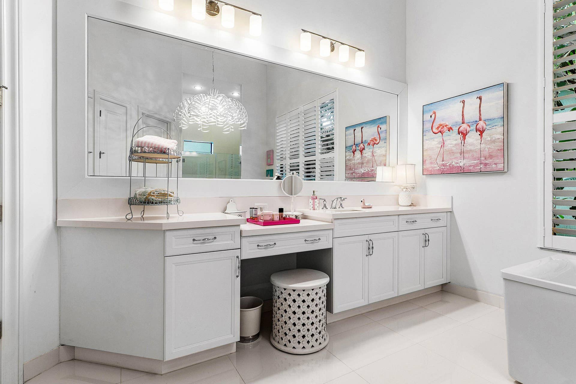 2531 NW 75th Street, Boca Raton, FL 33496 Her Primary Bathroom